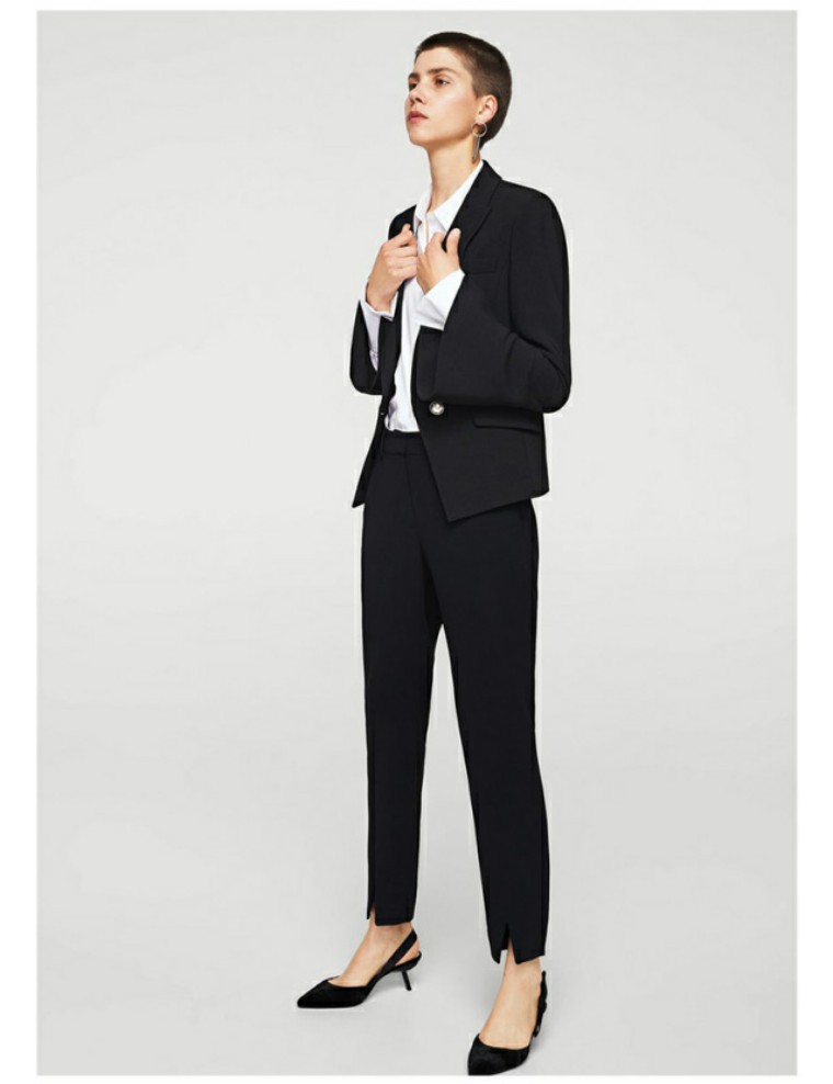 第一次拜年见男方家长穿什么,新年穿衣见家长怎么穿