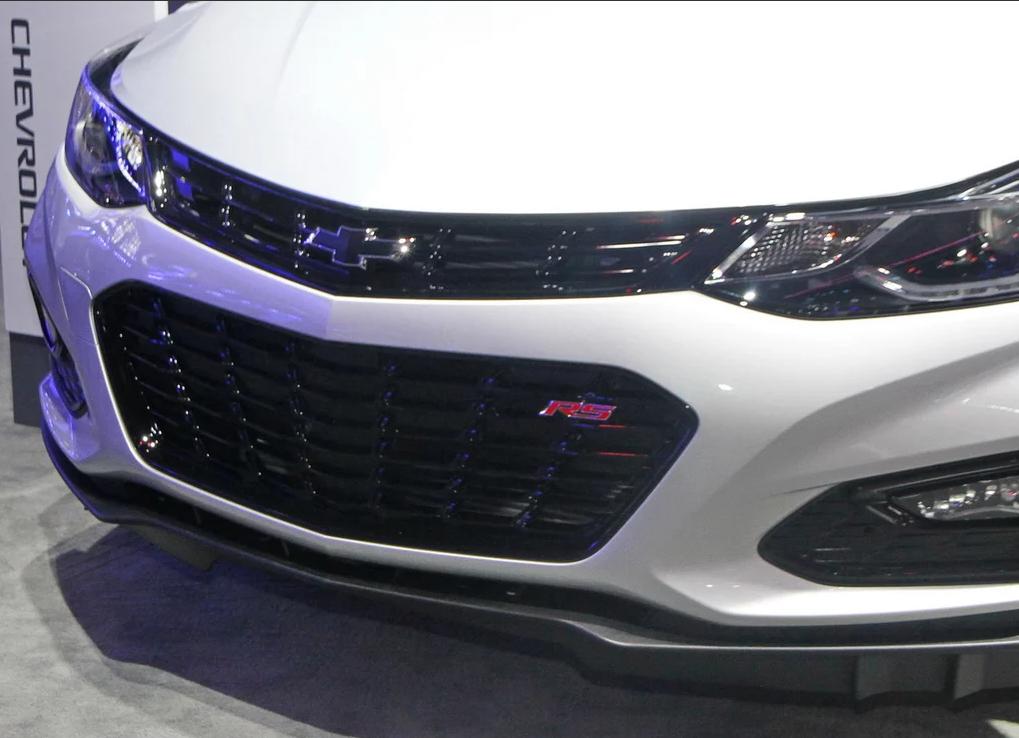 雪佛兰科鲁兹最新款suv,雪佛兰科鲁兹小型suv