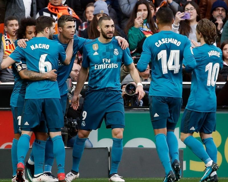 c罗为什么关注鹿晗,c罗为啥关注度这么高