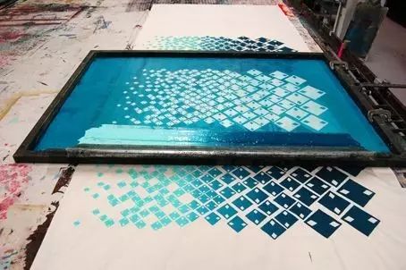 丝网印刷工艺流程详解视频,丝网印刷工艺的流程是什么