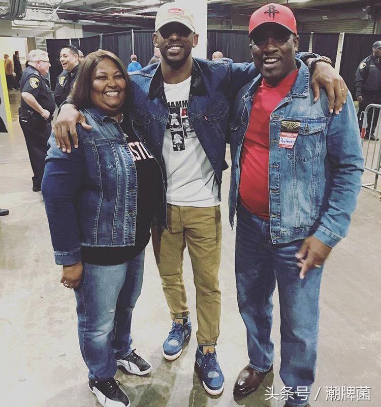 levisairjordan4,levisxairjordan