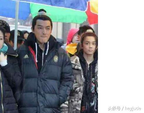 ac米兰粉丝数,ac米兰死忠球迷图像