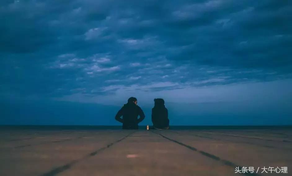 总说别人情商低,男人情商低要怎么做才能提升