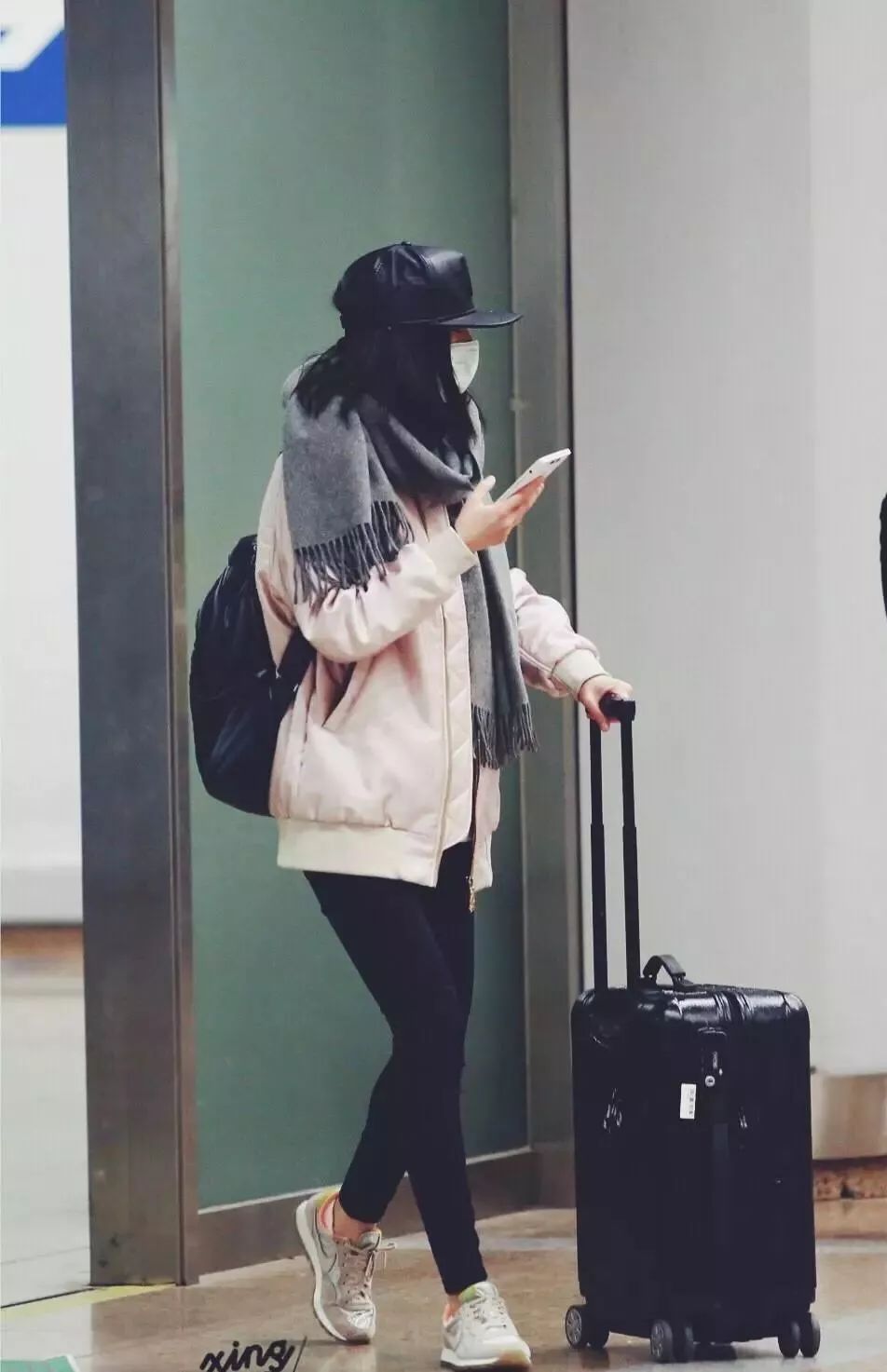 杨幂studios围巾,杨幂同款毛衣acnestudios