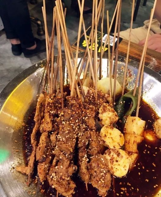 长春美食推荐必吃麻辣烫,长春爆辣美食排行榜