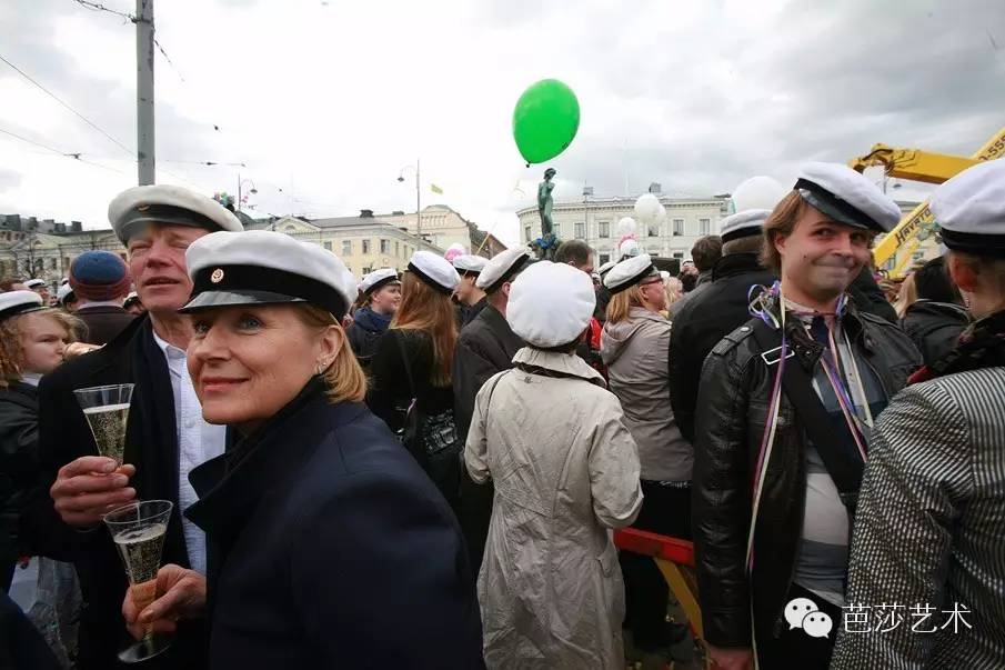 艺术城市｜住在北极圈的圣诞老人，喊你五一去挖金
