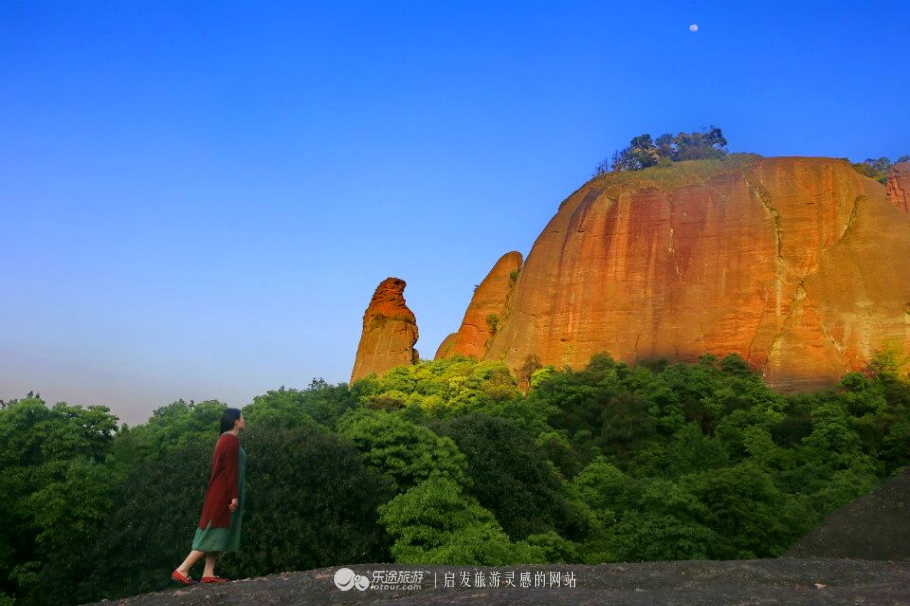最是那一声弋阳腔：醉了龟峰美了弋阳