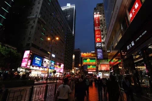 大陆游客在香港购物中怎么退货,香港自由行购物免税政策