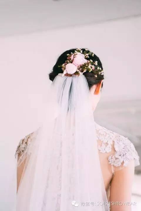 流行穿什么红色婚纱结婚好看,2020最流行的婚礼婚纱款式