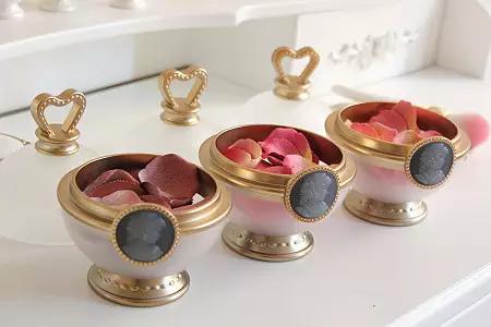 哪款腮红好用又持久不卡粉,哪款腮红好用又自然