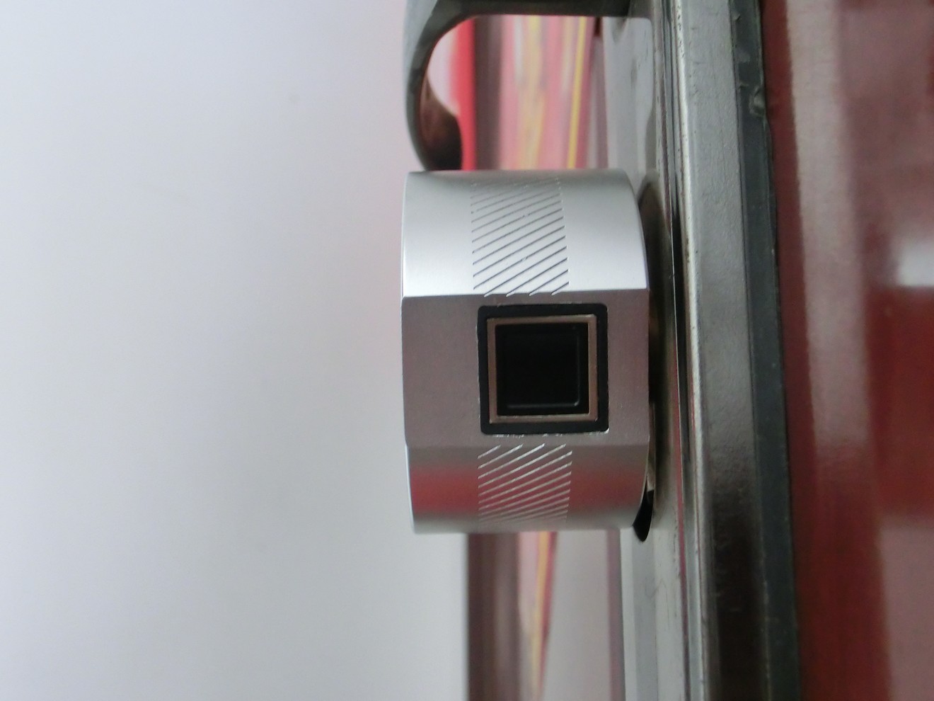 还用钥匙开锁，别out了！这才是真正实用的铁将军！