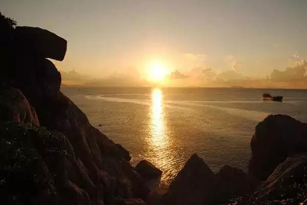 珠海东澳岛和万林丁岛哪个更好玩,珠海东澳岛景色如何