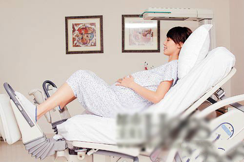 图解生孩子的过程