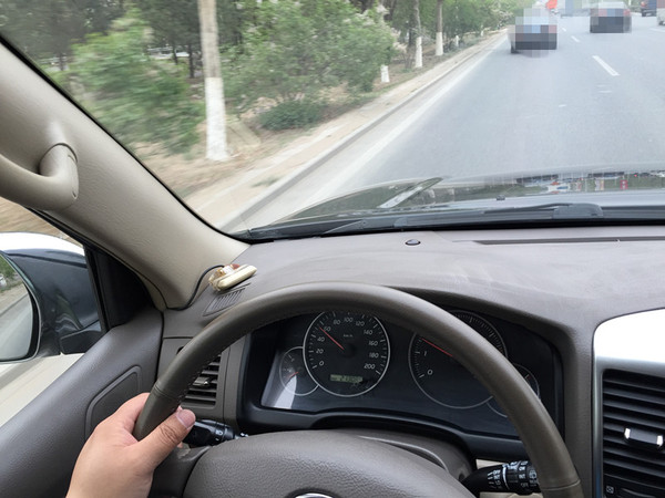 普拉多2700和4000哪个保值,普拉多2700为什么油耗高