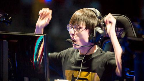 亚运会rng中韩决赛第四场,2018中韩对抗赛rng第五场