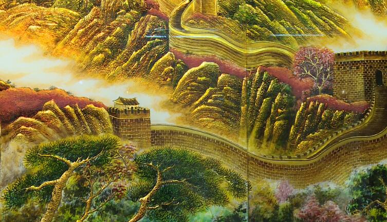 隆回：玻璃浮雕大师阳东华为画痴狂3万元一幅画供不应求