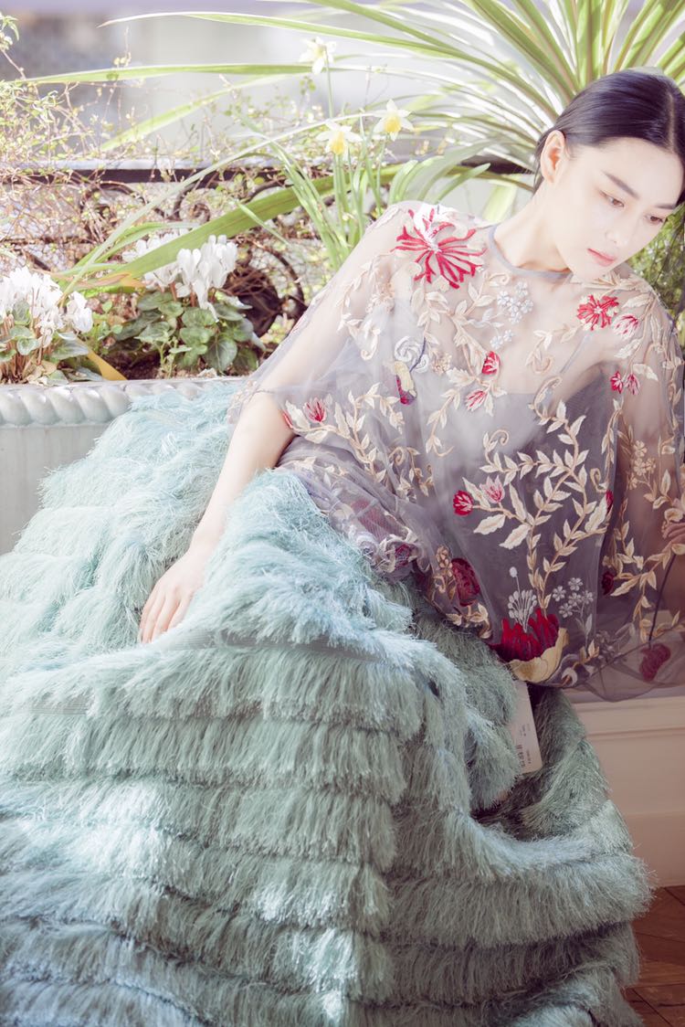 张馨予现在为什么选择当一名演员,揭秘张馨予为什么一直被黑