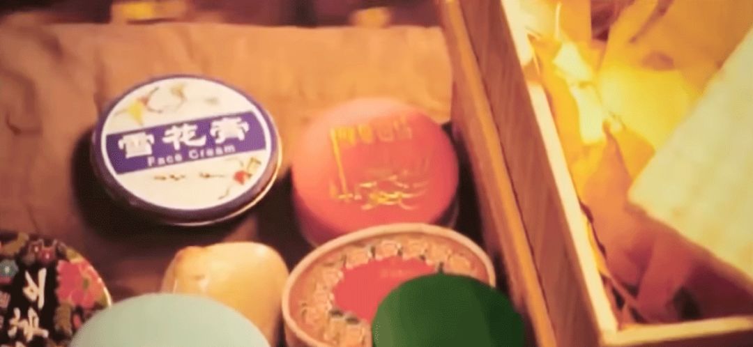黄晓明送化妆品,黄晓明送给自己的礼物
