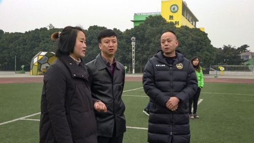 谁说只有巴西足球是从娃娃玩起！双流的这帮足球娃娃，也许就是中国足球的未来！