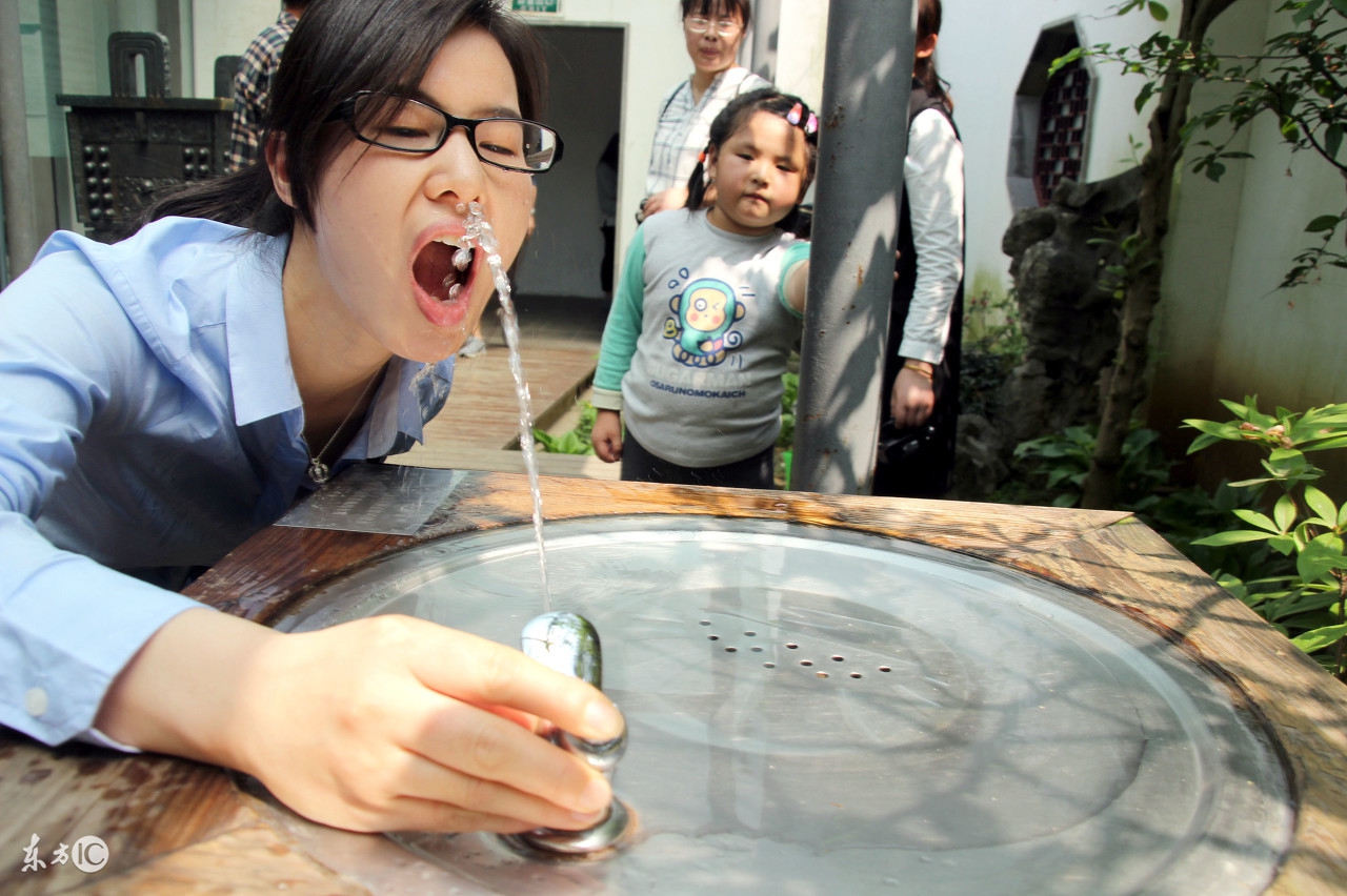 小区管道直饮水项目盈利模式,校园饮水机项目利润