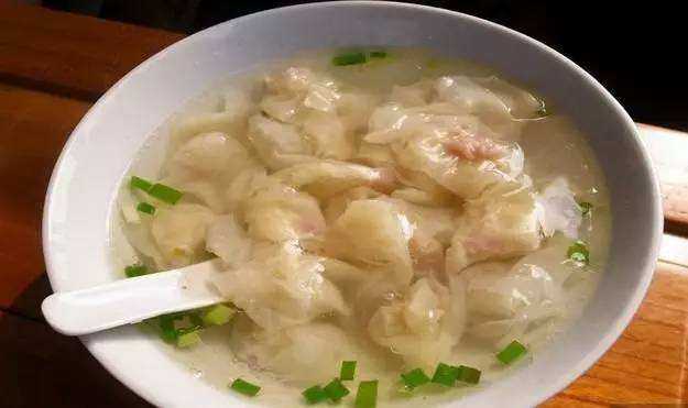 走街串巷，还是带你来吃几样镇江的骨灰级小吃吧！