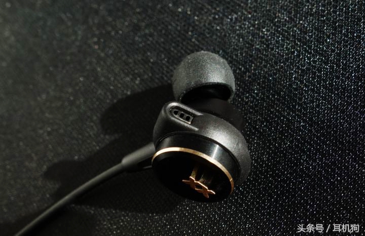 低音爆棚,低音浑厚下沉有力耳机