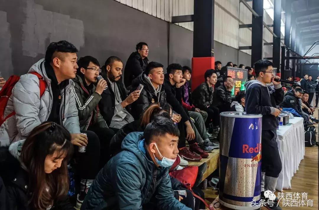 把篮球带回家的视频,把篮球还给街头