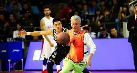 61岁赵本山打球,杜兰特天王山之战49分大号三双