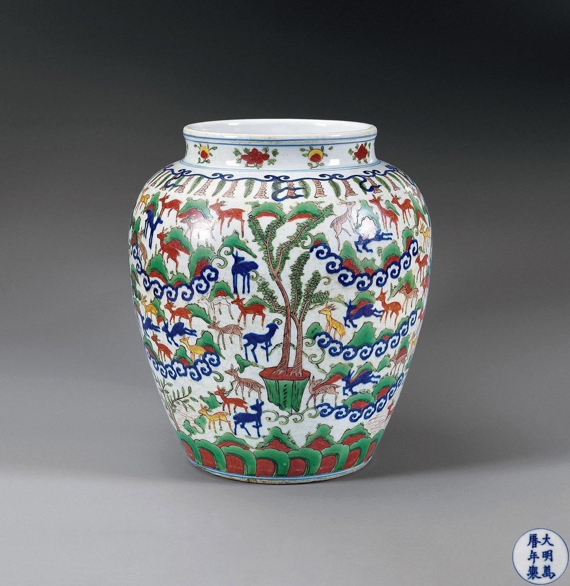 百鹿尊上秀瑞鹿文化