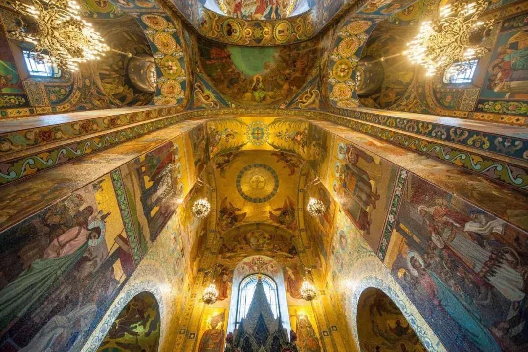 我去了一趟俄罗斯，那里有这个宇宙间最高的审美和康熙大帝的美食