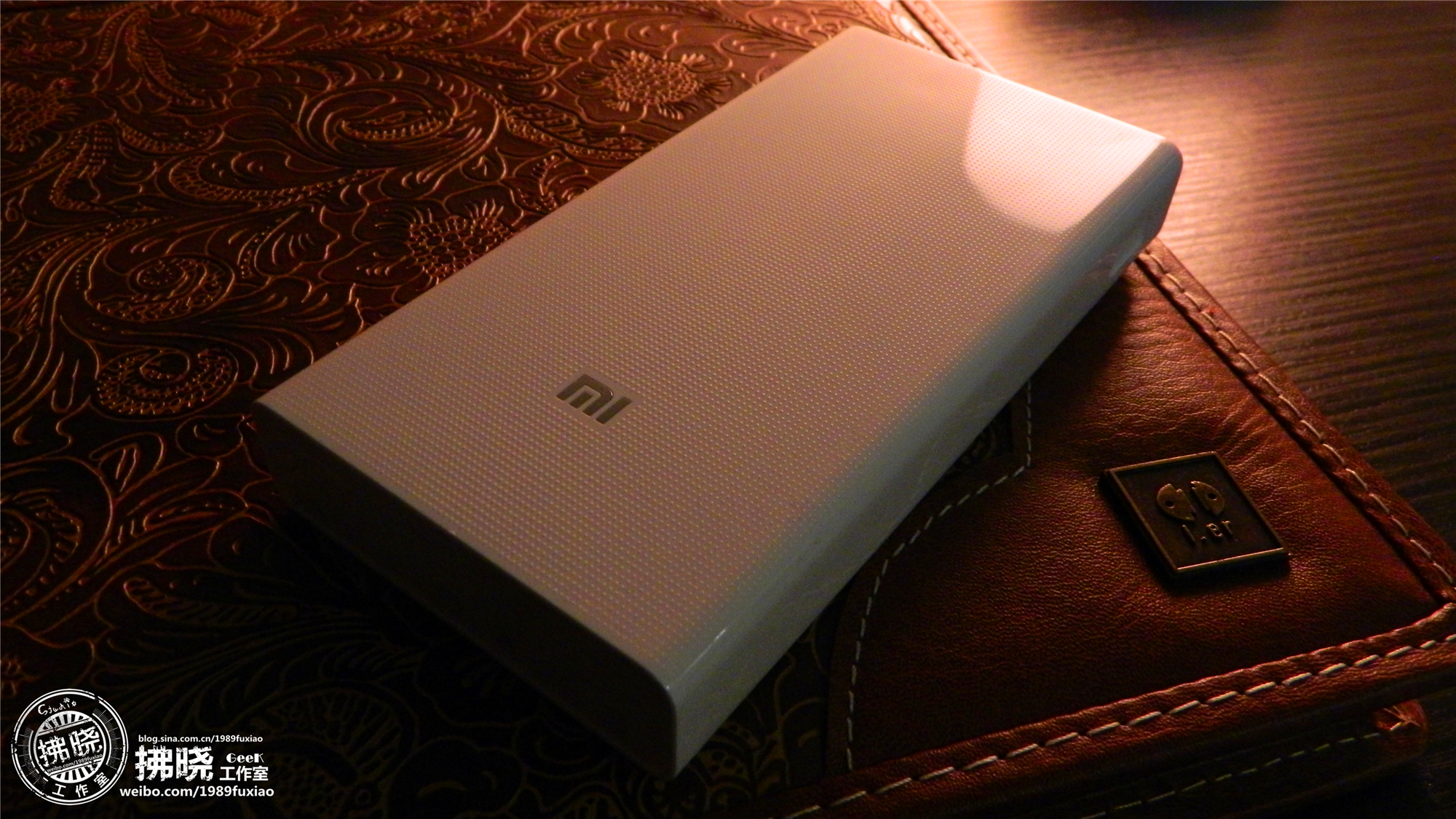 小米移动电源30000快充版测评,小米轻便移动电源推荐