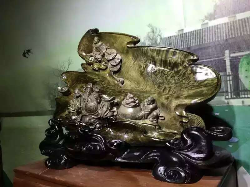 金丝楠乌木财神爷,金丝楠木能摆财神旁边吗