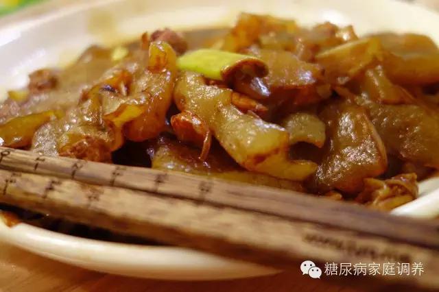 低糖美食优选魔芋豆腐,魔芋烧血豆腐