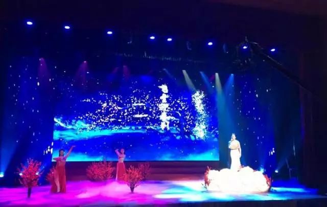 慰问演出感动,慰问演出现场震撼