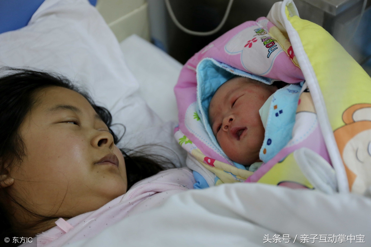 宝宝总是哭闹老人说得了猪毛风,刚出生哭闹声音小
