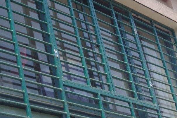 用不锈钢做防盗窗好用吗,防盗窗其实没有必要