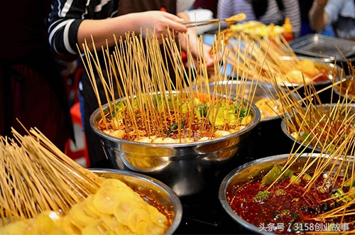 开串串店从日入1.5万到月亏2万，为何惨淡收场？