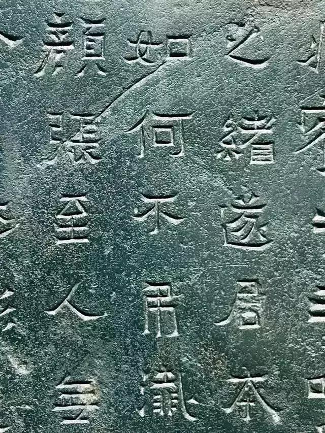 压豆腐的石头,一块压豆腐的石板