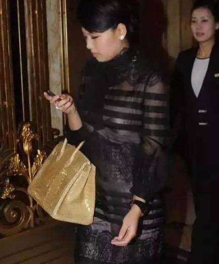 娱乐圈厂妹,厂妹娱乐圈