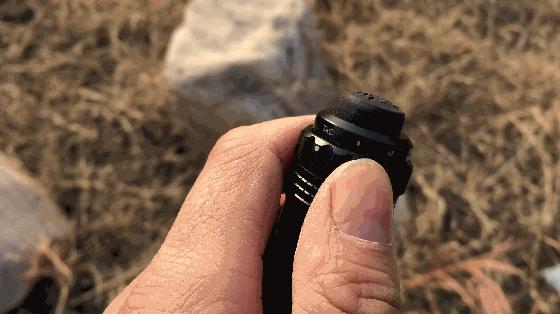 纳丽德ta15手电暴力测试,纳丽德ta15手电