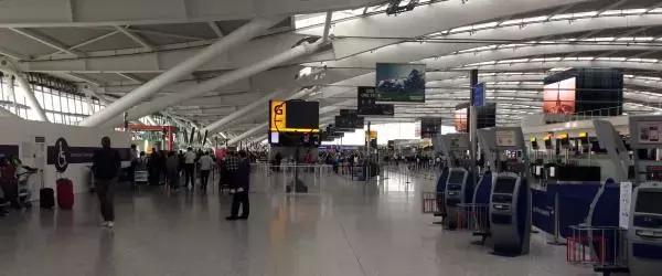 英国希思罗机场免税店什么最便宜,伦敦希思罗免税店