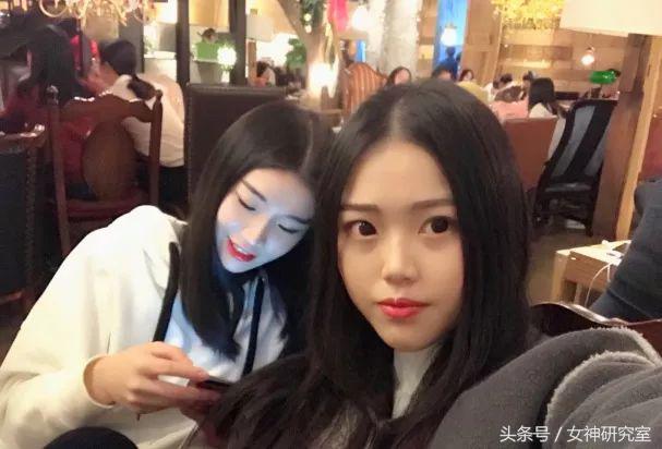 白领们一发工资就找她代购奢侈品,月光族真是伤不起