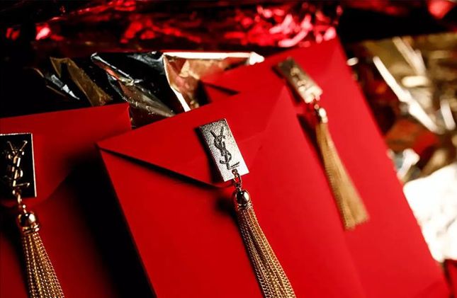 狗年限定,哪家的狗最吸引小仙女注意?万里挑一丨品臻