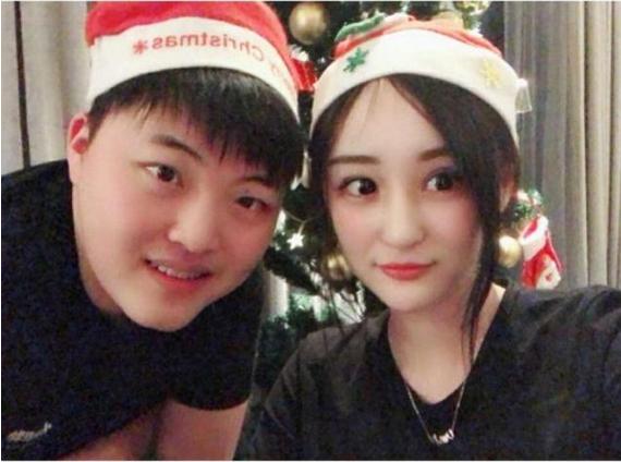 uzi女朋友祝uzi生日快乐,uzi微博之夜