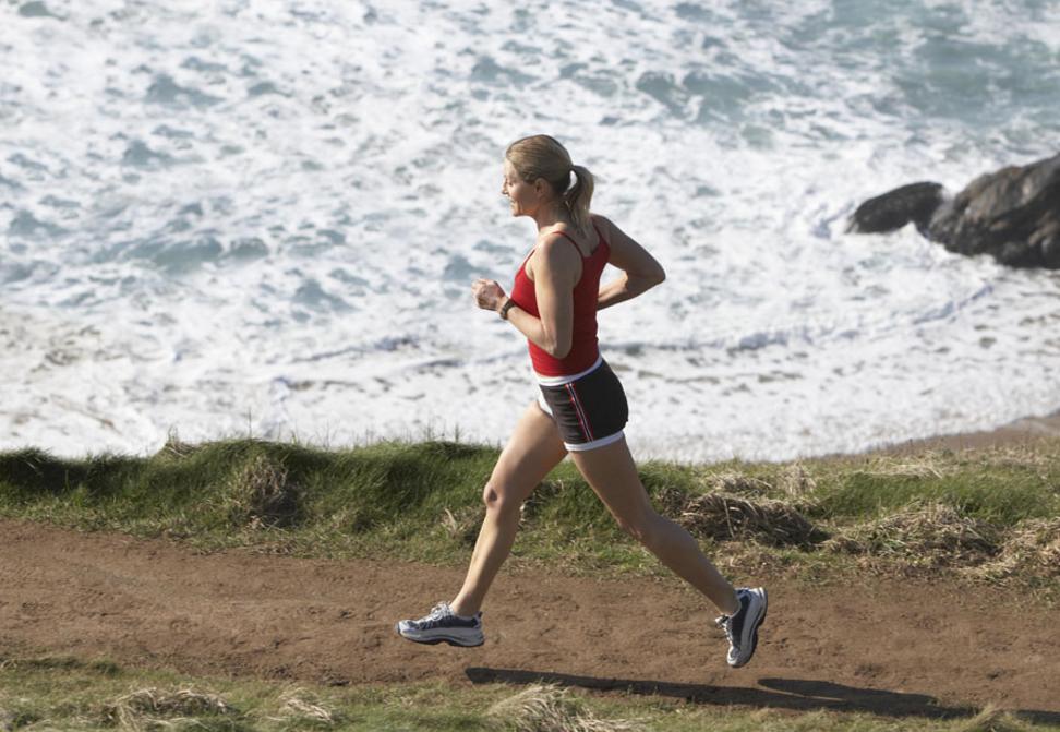 如何解决跑步后腿痛的问题?