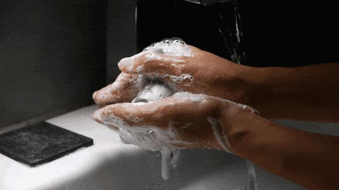 “长腿的肥皂”改变几千年皂史，拒绝捡肥皂，创意出自中国香港！