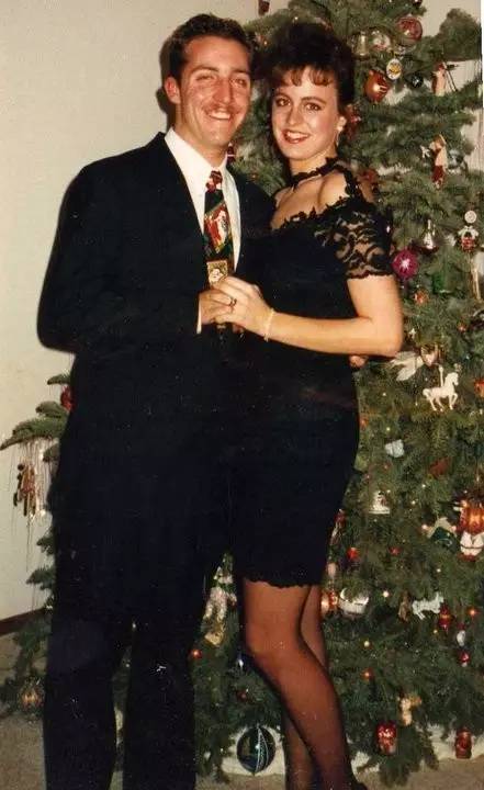 妈妈年轻的时候就是那么的勇敢,你还知道妈妈年轻时的样子吗