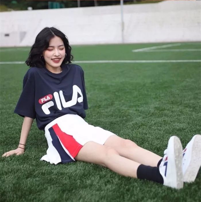 美发泡面卷短发,烫发泡面头短发女