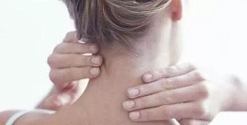 健康肩颈枕头,睡觉不伤颈椎的枕头