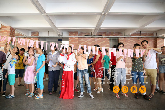 师生办社团活动开放日展示特长